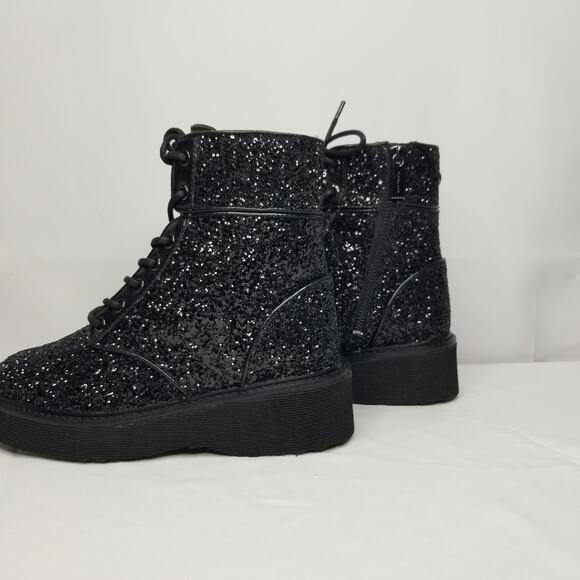 Michael Kors Women's Aniya Lug Combat Booties Chunky Glitter Size 5 NWB - Picture 4 of 9